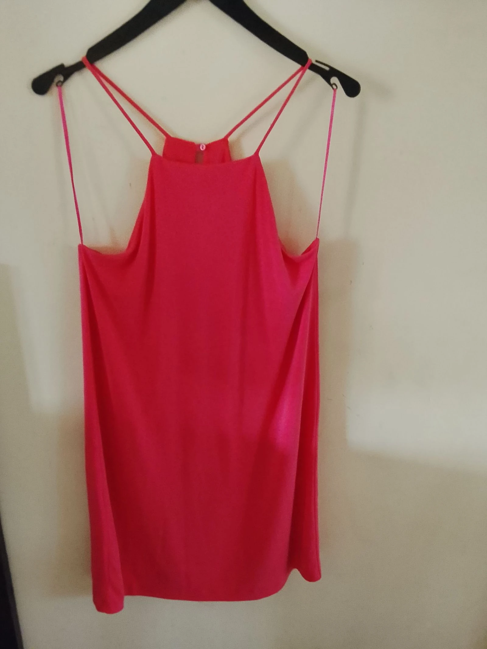 MANGO NEUF TAILLE 38 Robe épaules dénudées très chic 👒